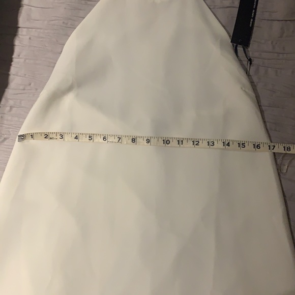 NWT Lulu’s off white shift dress - Picture 14 of 14